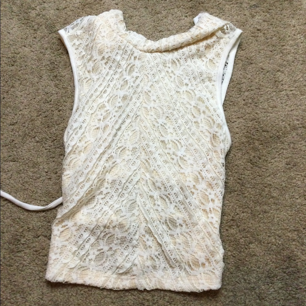 No Sleeve Top